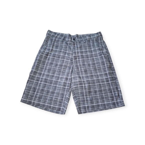 PGATour Men's Flat Front Golf Shorts, Color Caviar, Size 32 - Picture 1 of 10